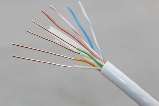 สายเคเบิลอีเทอร์เน็ต UTP CAT6 ที่ได้รับการรับรอง UL444 พร้อมการส่งข้อมูลความเร็วสูงและความยาวม้วน 305 เมตรสำหรับแอปพลิเคชันเครือข่าย